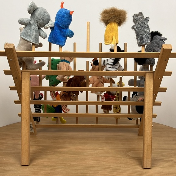 Manhattan Toy Finger Puppets & Rack - Picture 2 of 5